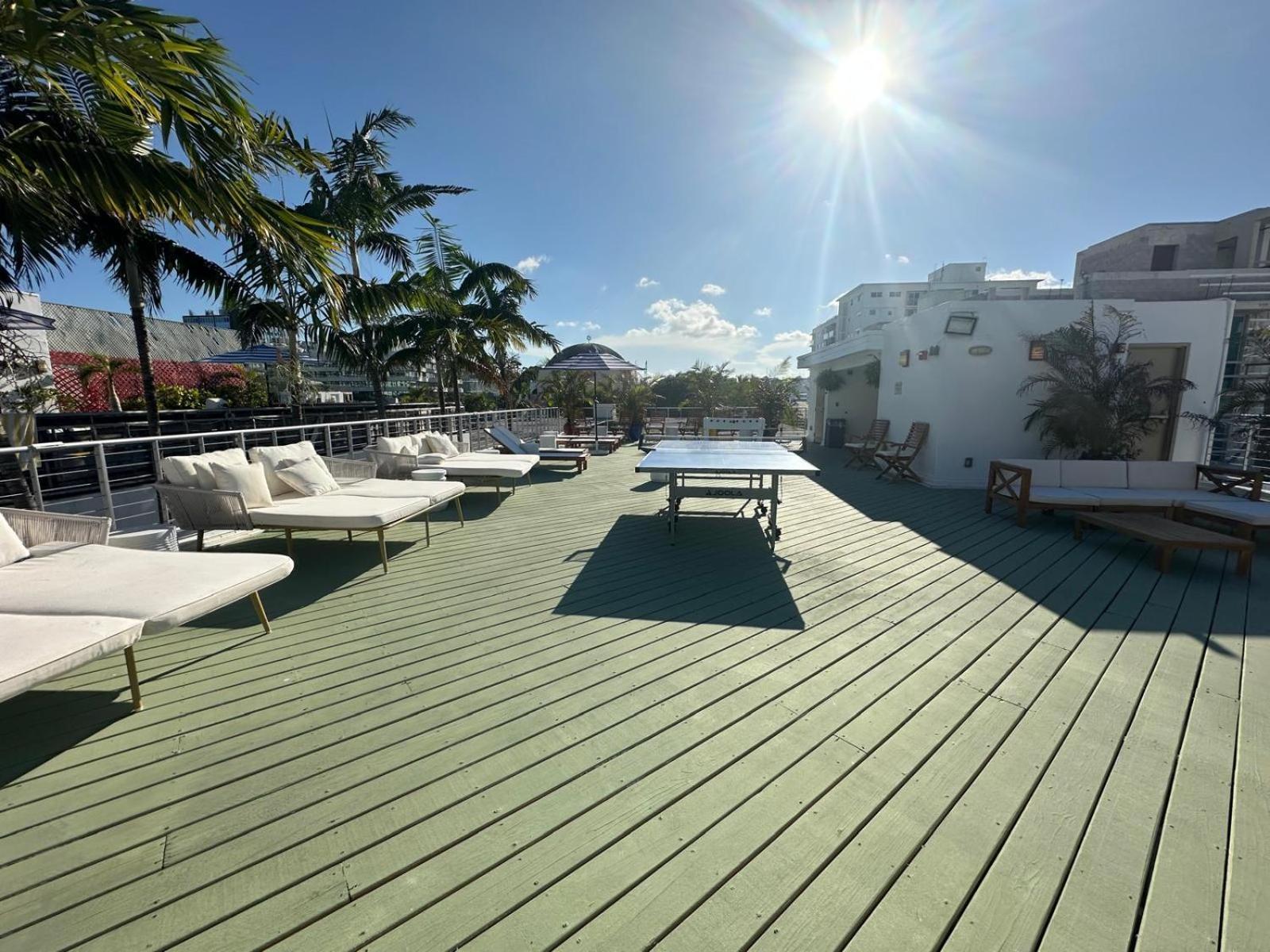 Maxine'S Dorset Catalina Hotel - Miami Beach — Photos 2